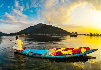 Kashmir Vaishno Devi Darshan Tour